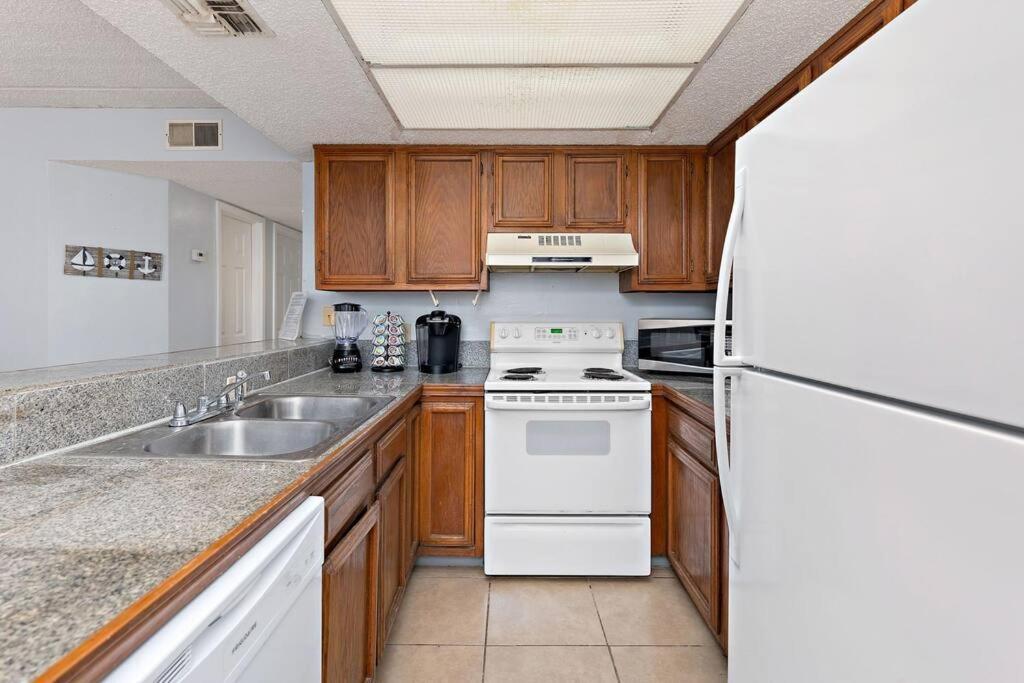 2 Bed 2 Bath 1St Fl Condo By Beach W Washer Dryer South Padre Island Exterior photo
