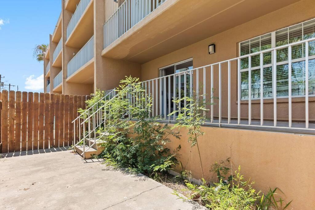 2 Bed 2 Bath 1St Fl Condo By Beach W Washer Dryer South Padre Island Exterior photo