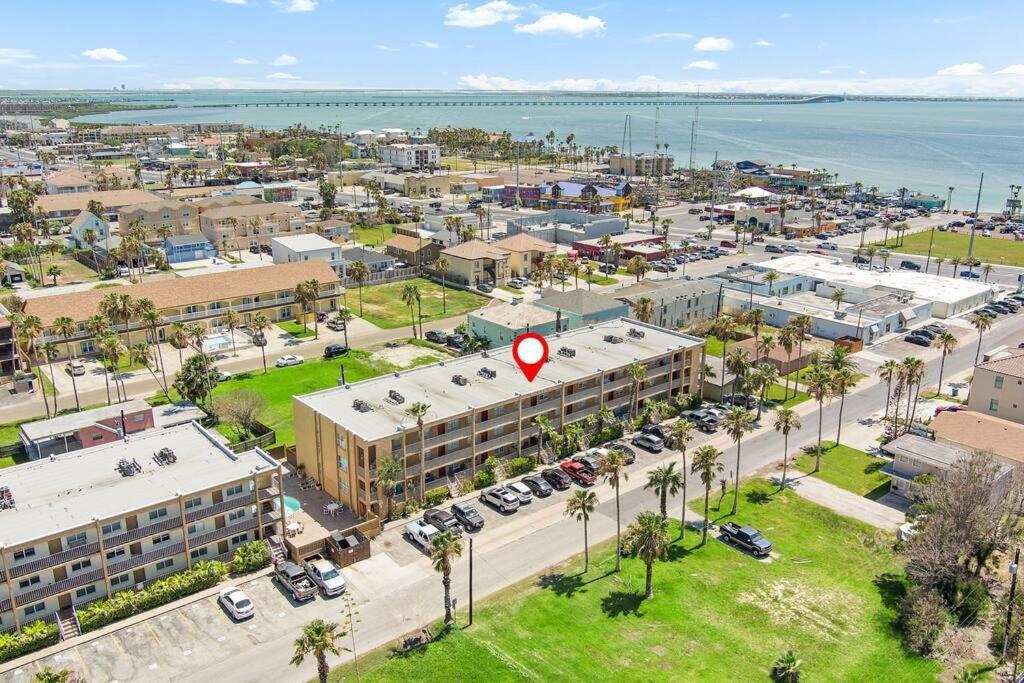 2 Bed 2 Bath 1St Fl Condo By Beach W Washer Dryer South Padre Island Exterior photo